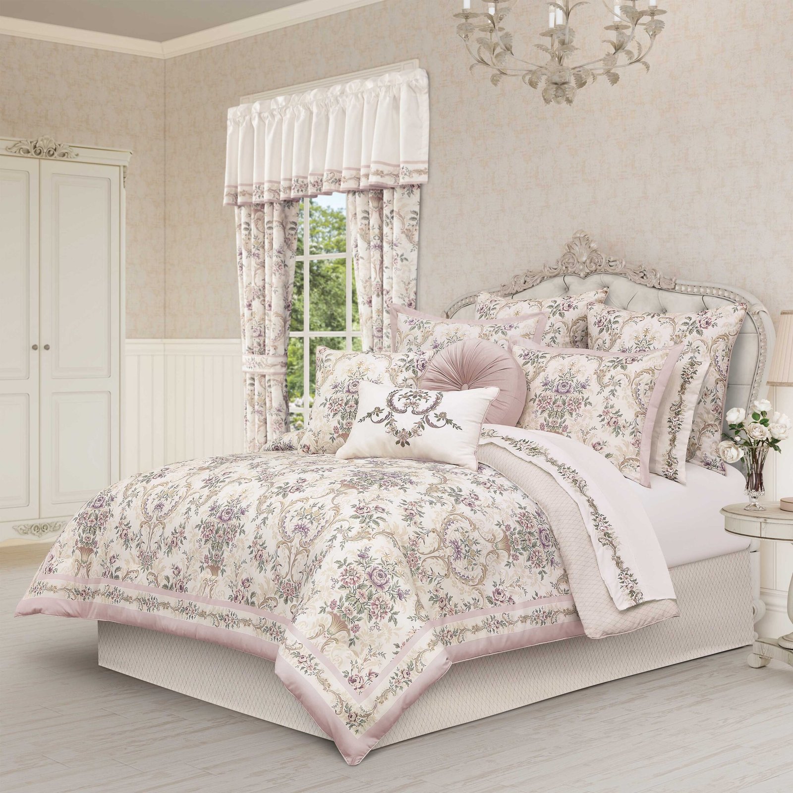 AvantGarden4PieceComforterSet-1.jpg