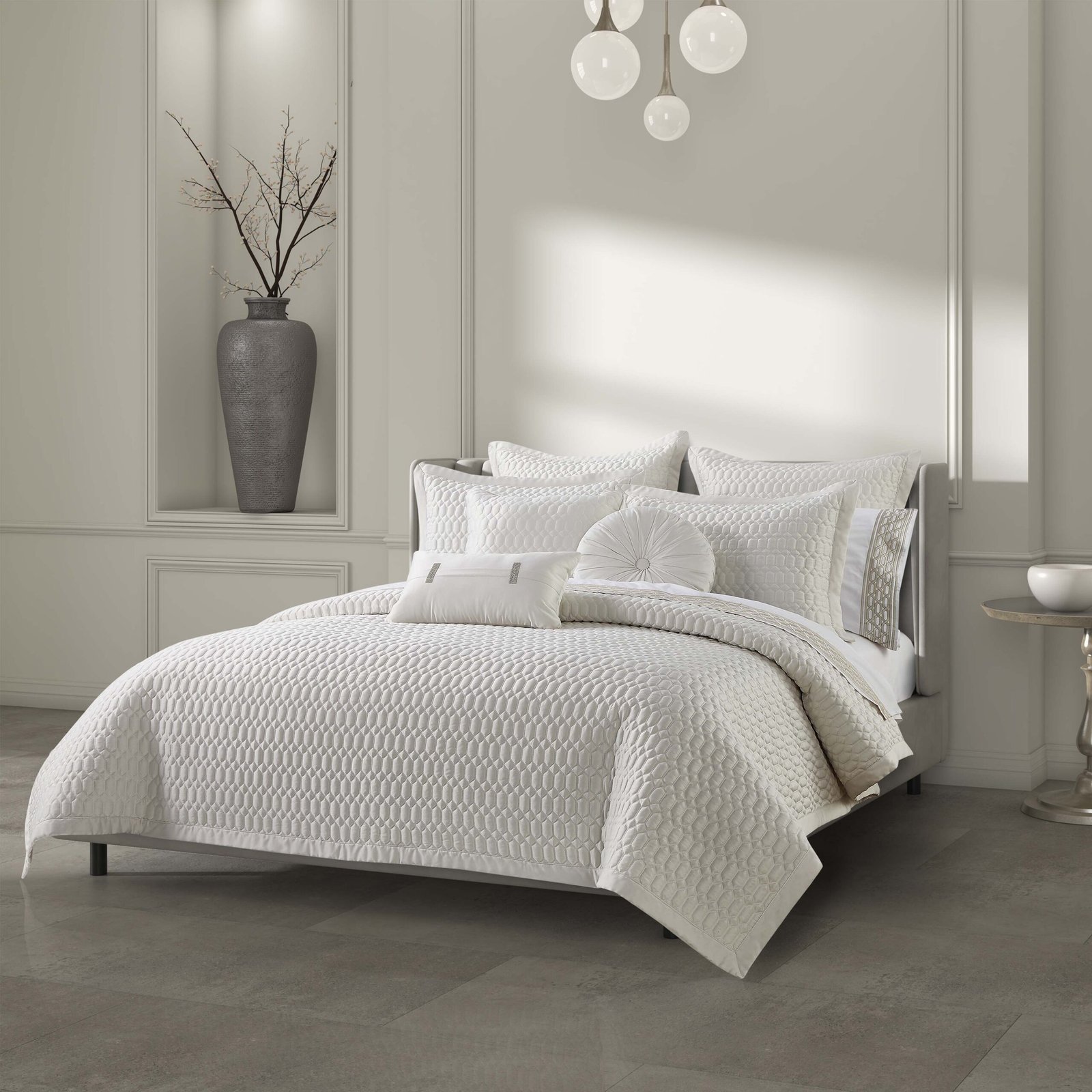 BrillianceIvory3PieceQuiltSet-1.jpg