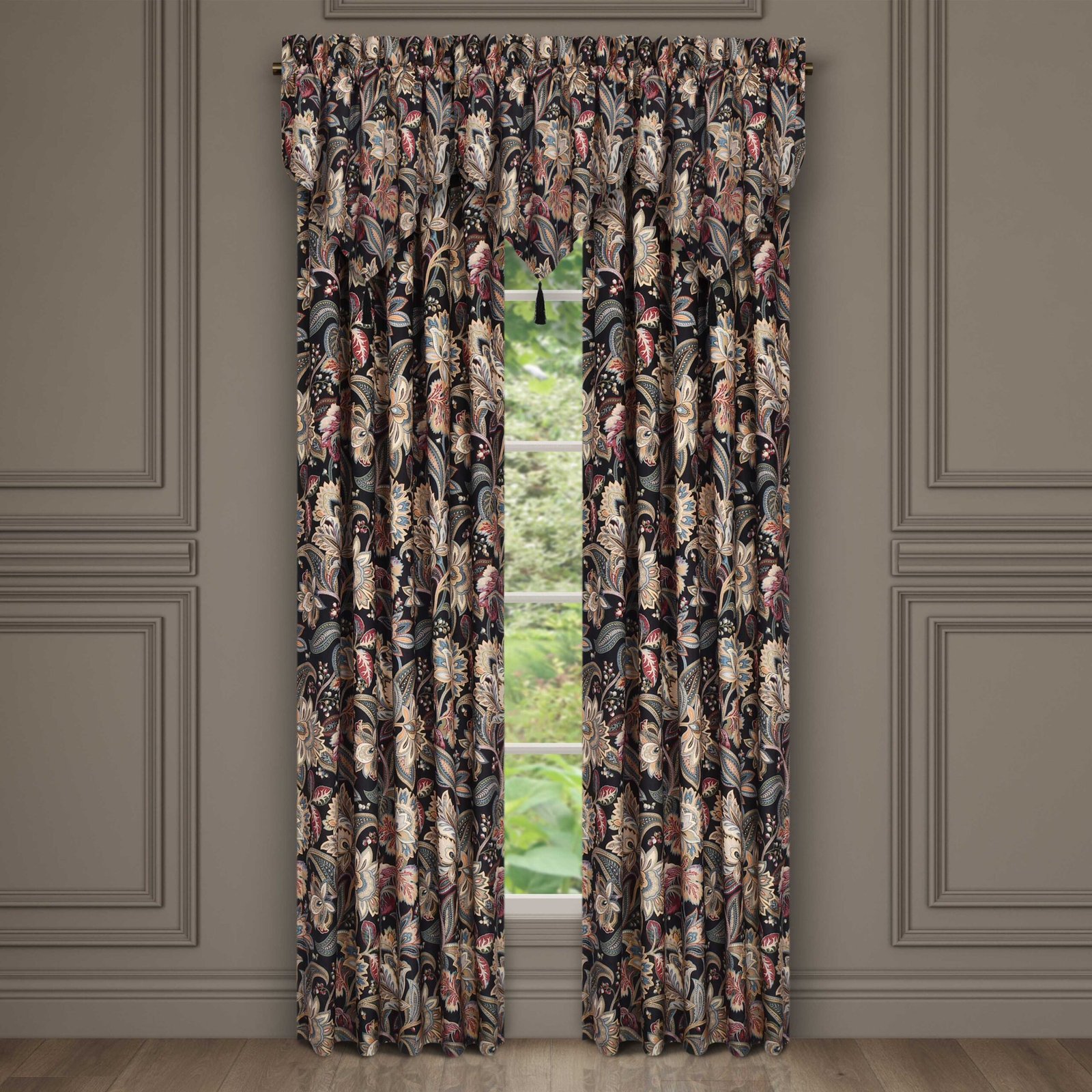CalabriaBlackWindowPanelPair_74ad6275-f341-408c-9a28-8b143f520f48.jpg
