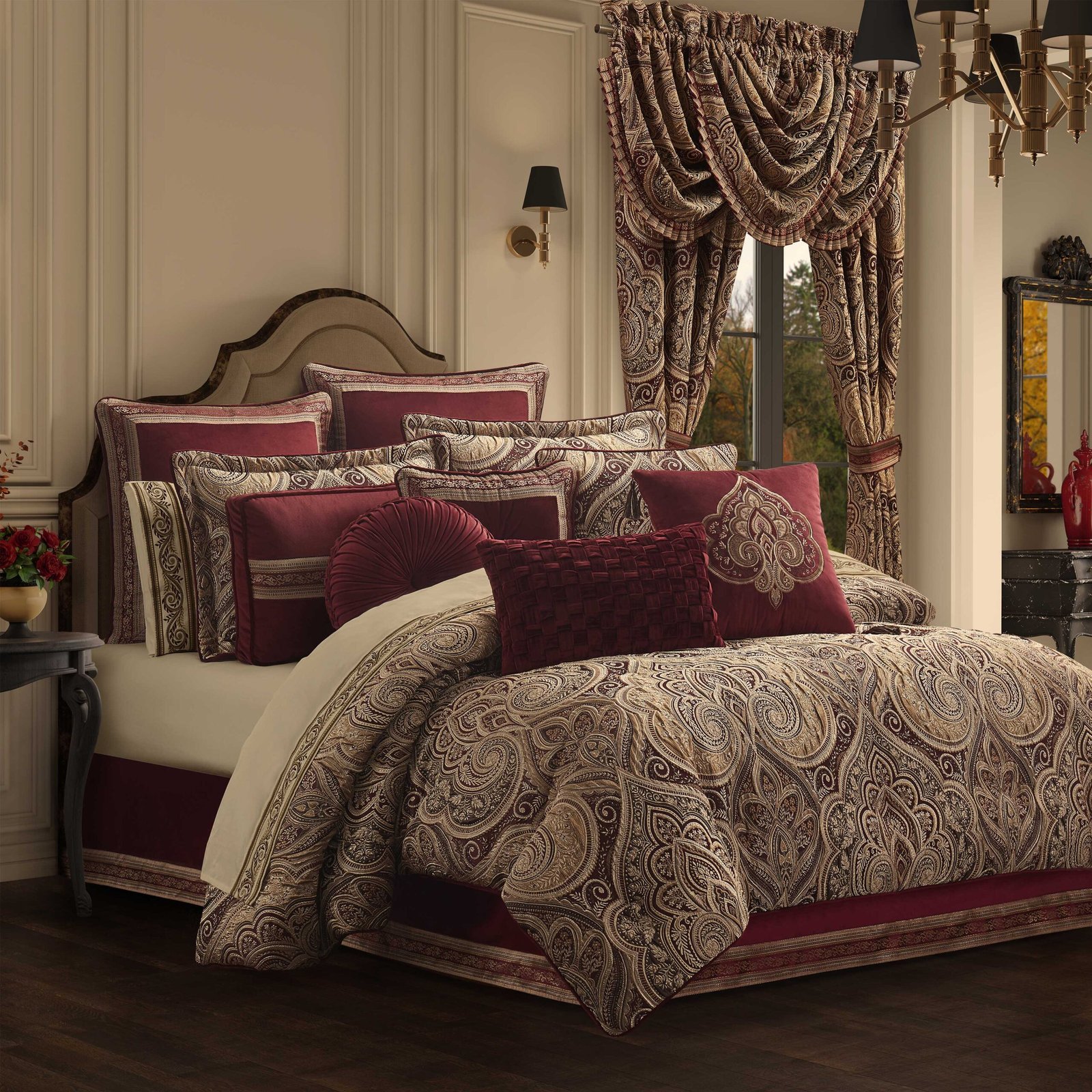 CalistogaCrimson4PieceComforterSet-1.jpg