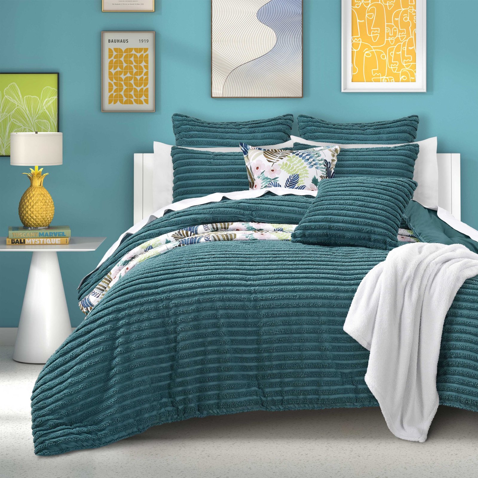 DarbyTeal3PieceComforterSet_b128d702-edf3-4d34-8273-f50d7652d751.jpg