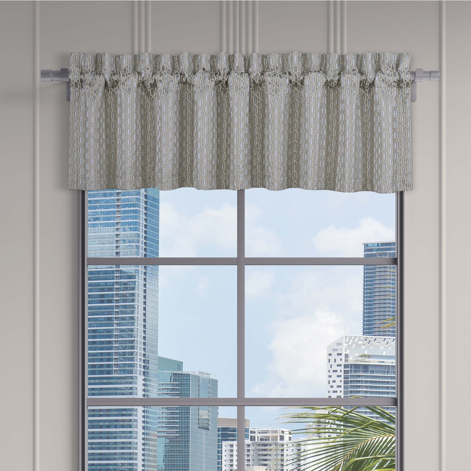 MetropolitanCloudStraightWindowValance.jpg