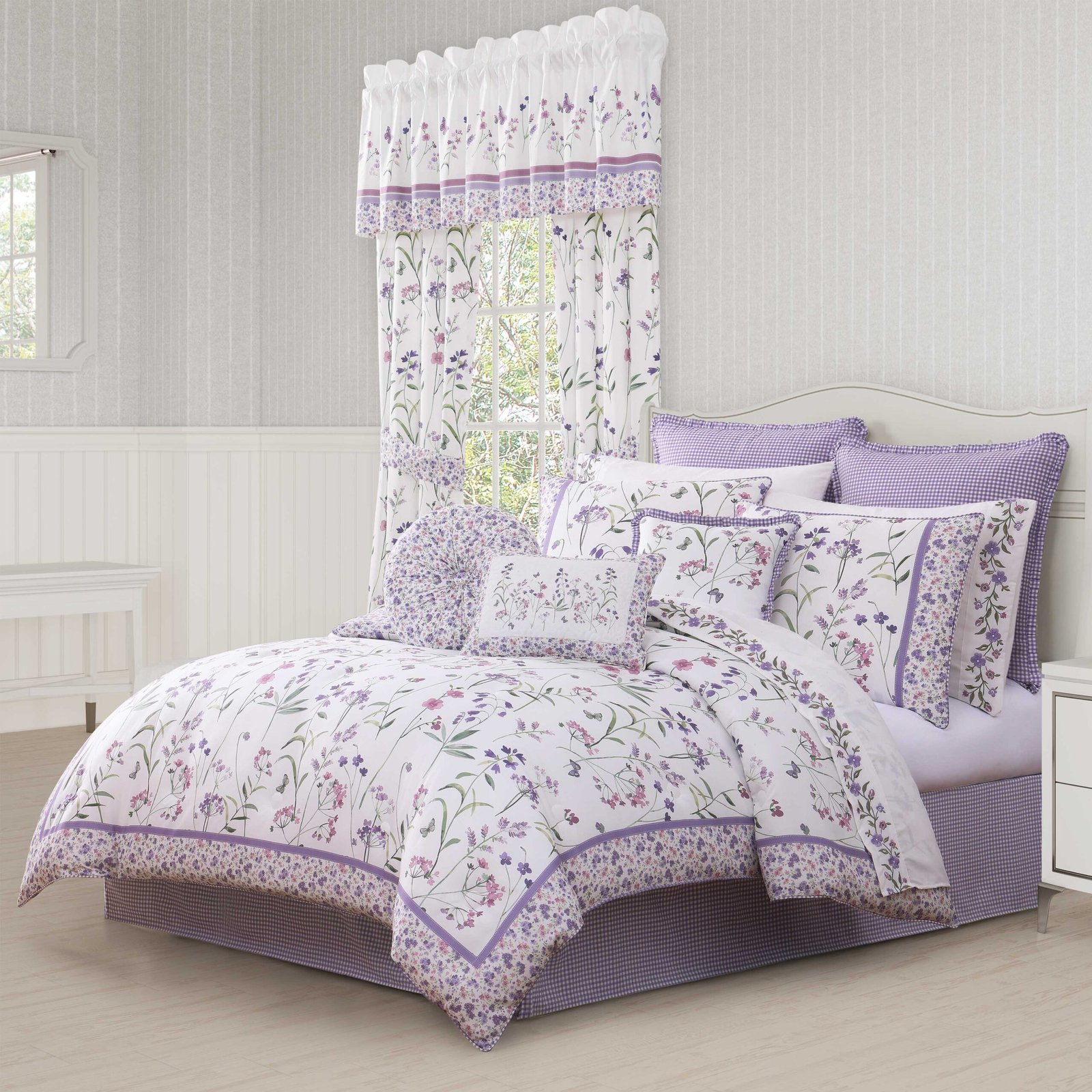 NolaLilac4PieceComforterSet-1.jpg