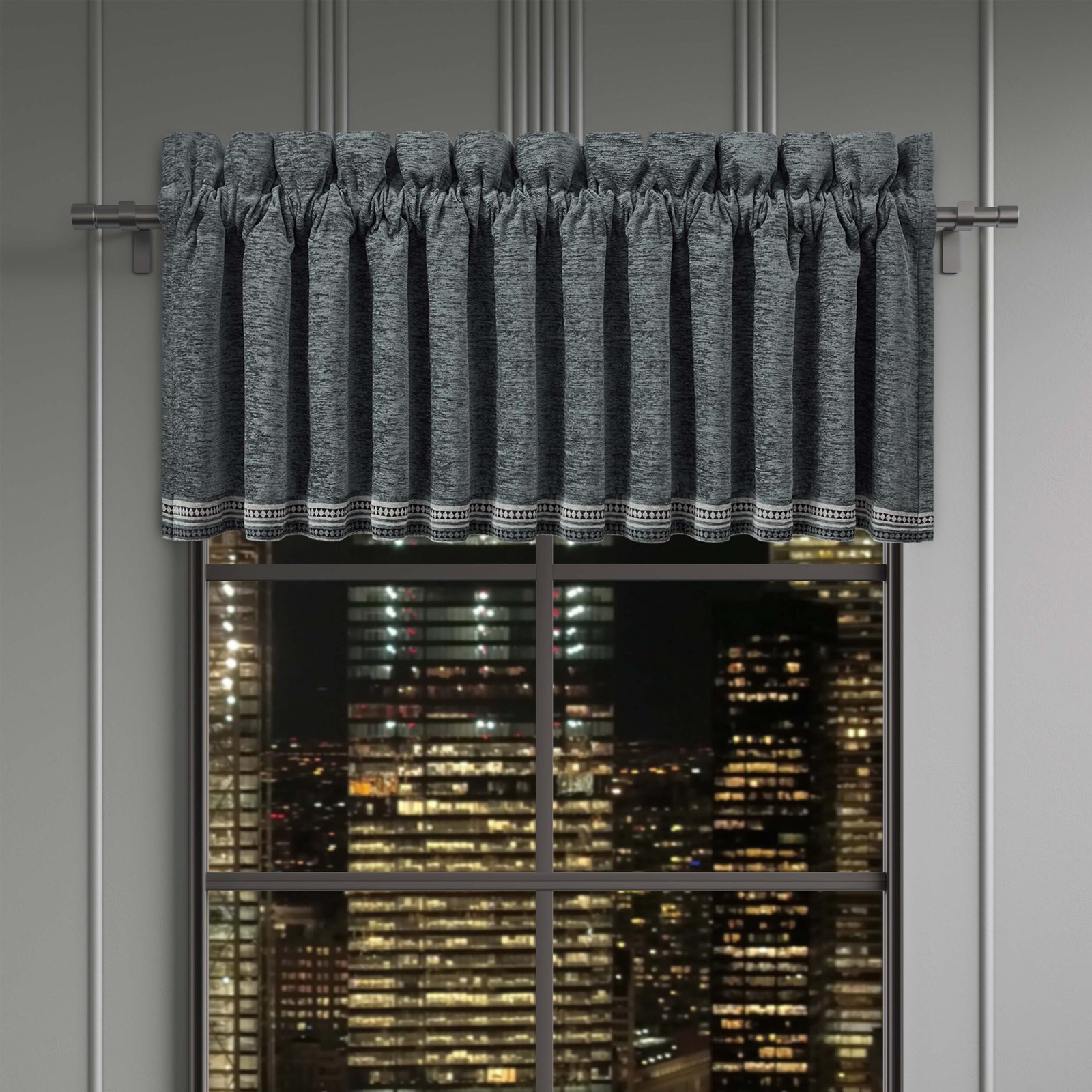 ParallelSlateStraightWindowValance_5a732016-4449-493c-b97d-38aab1bdc26e.jpg