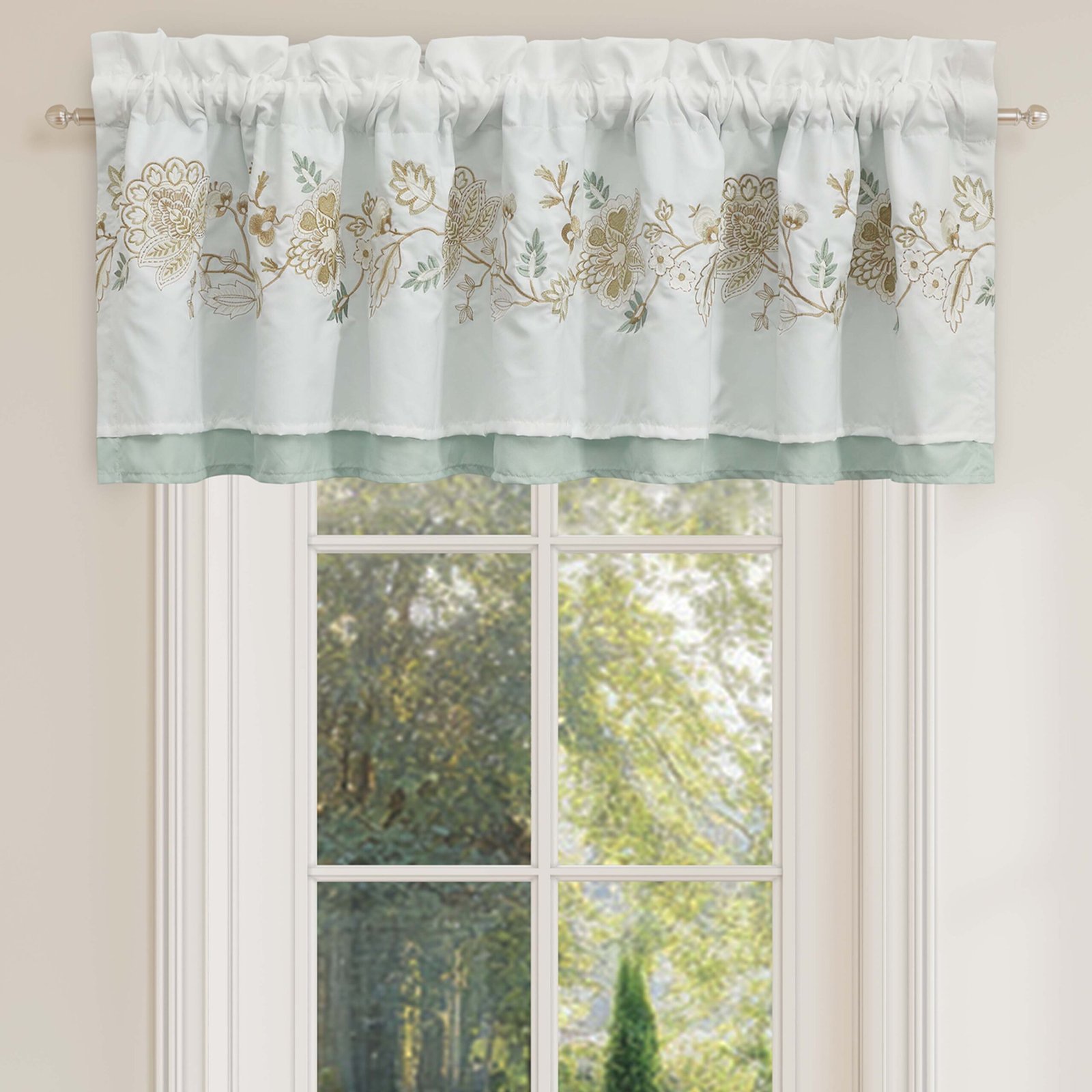 SpringSocialSpaStraightWindowValance_688ca511-3d41-4da6-a9a0-f46412e50450.jpg